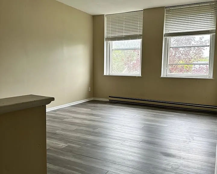 7 1/2 Marvin St #11 — Photo 3