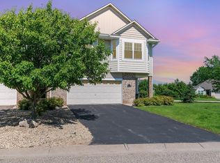 9742 Saint Andrews Dr, Elko New Market, MN 55020