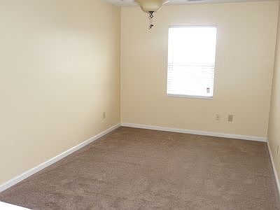 4th image of 2688 Longleaf Dr