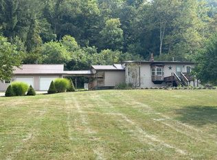 74 Pit Rd, Triadelphia, WV 26059