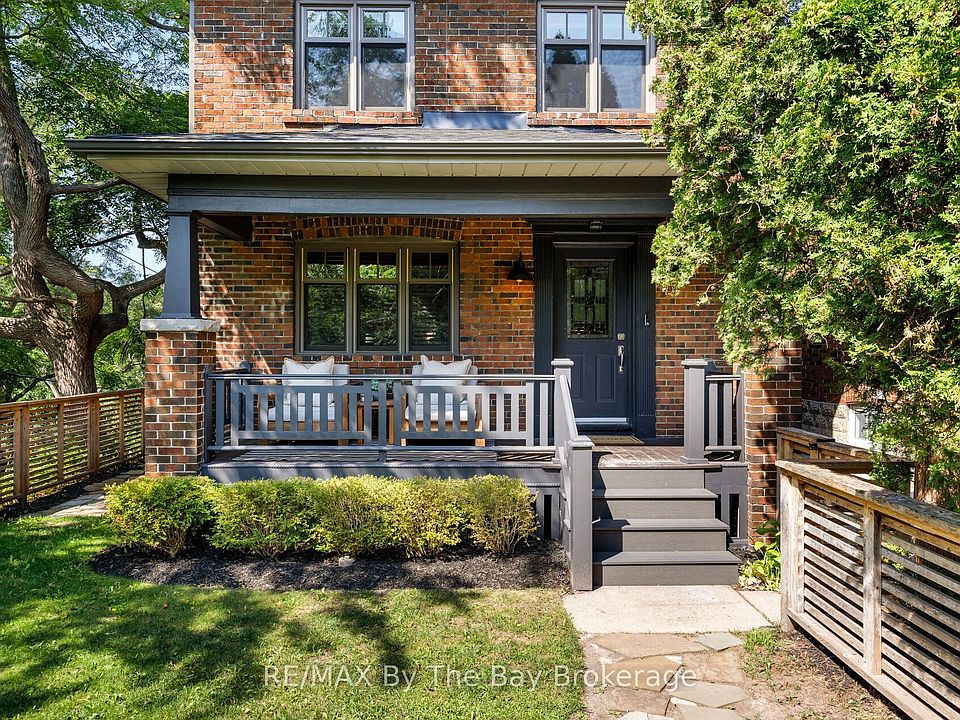 1st image of 44 Rambert Cres