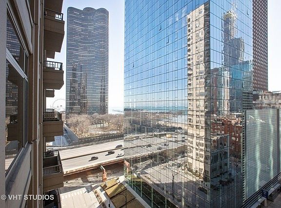 3rd image of 530 N Lake Shore Dr APT 1209