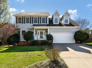 6 Poplar Springs Dr, Mauldin, SC 29662