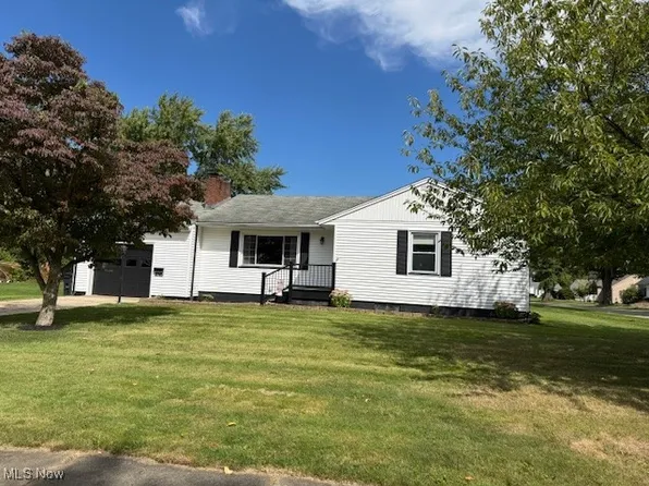 2045 E 42nd St, Ashtabula, OH 44004