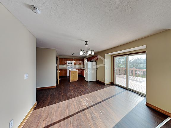 5th image of 811 Corylus Dr