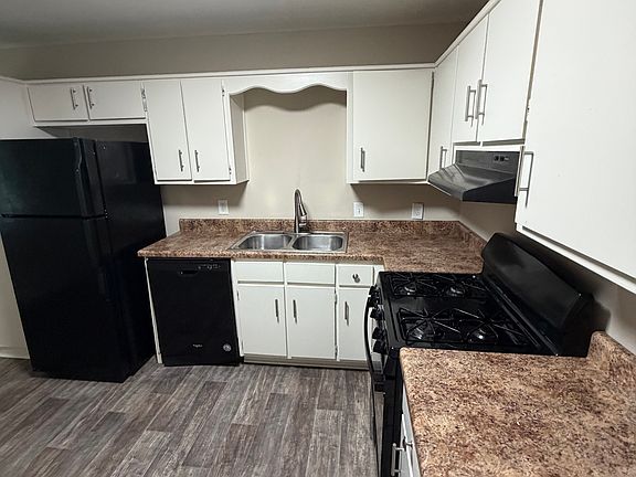 3rd image of 1013 Fitzpatrick Ave APT F