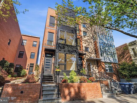 2nd image of 1414 5th St NW #B