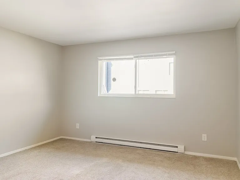 2310 E Webster Pl #103 — Photo 11