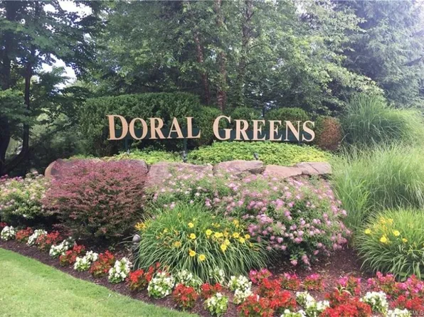 61 Doral Greens Dr W, Rye Brook, NY 10573