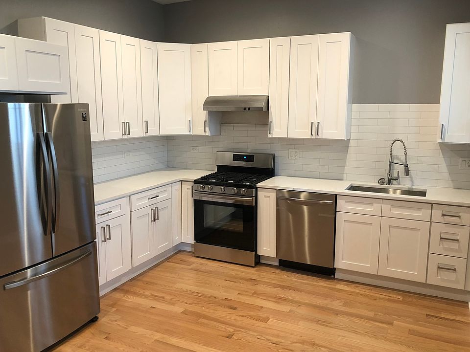 1st image of 5521 S Dorchester Ave #1