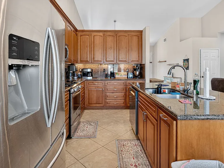 1528 Knoll Park Gln — Photo 4