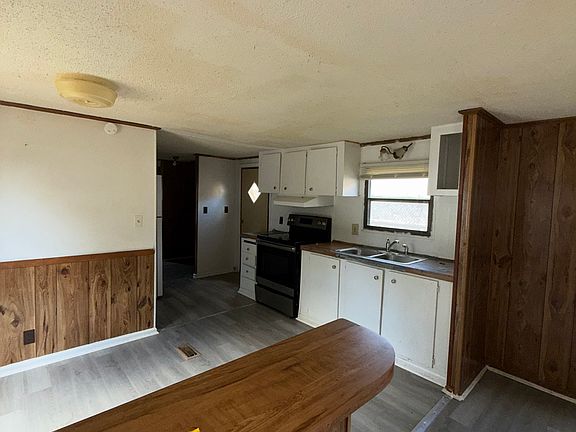 5th image of 115 Goddard Ln