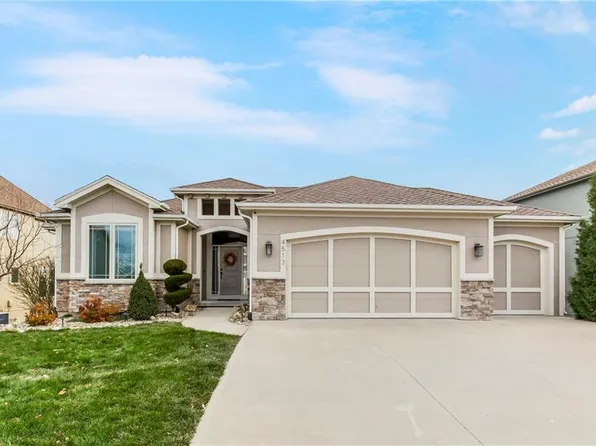 4513 NW Sienna Rdg, Riverside, MO 64150