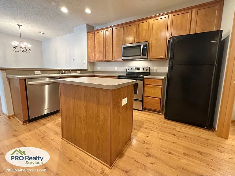 17127 Polk St NW — Photo 4