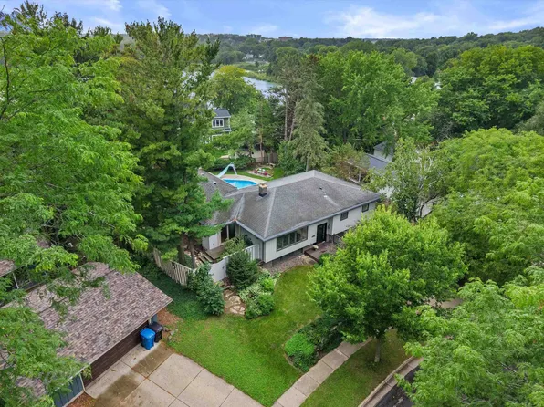 1308 Shirley St, Middleton, WI 53562