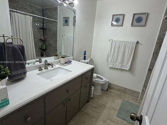 5th image of 868 NW 81st Way #9
