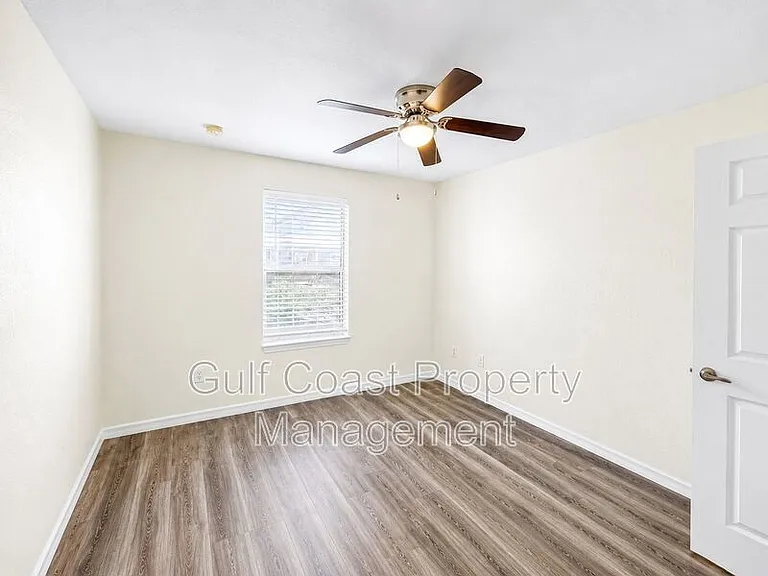 4850 51st St W #2105 — Photo 9