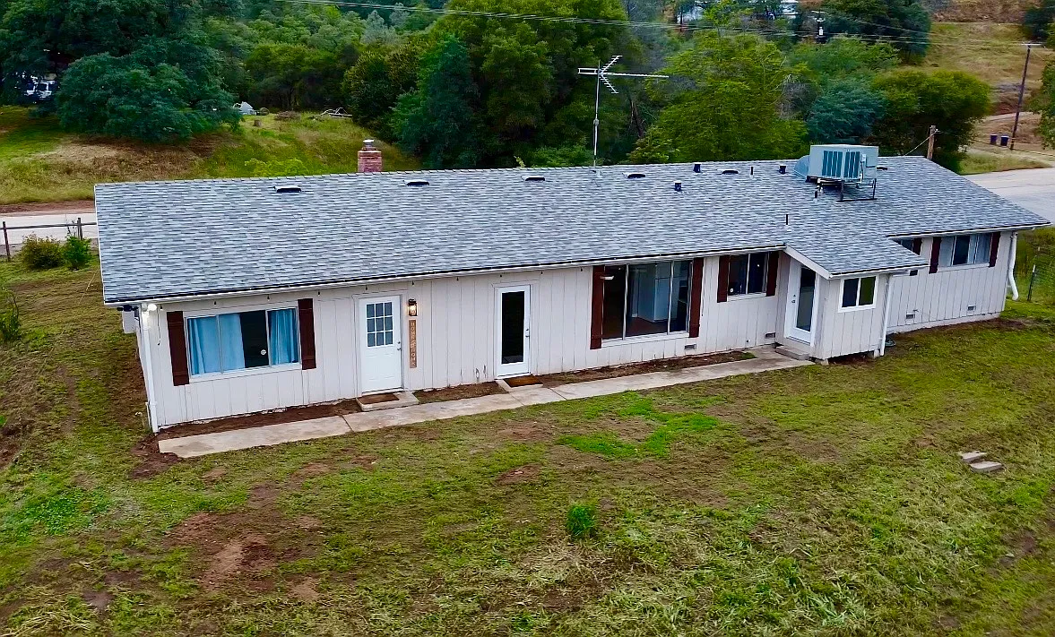 Building Photo - 28562 Burrough Valley Rd