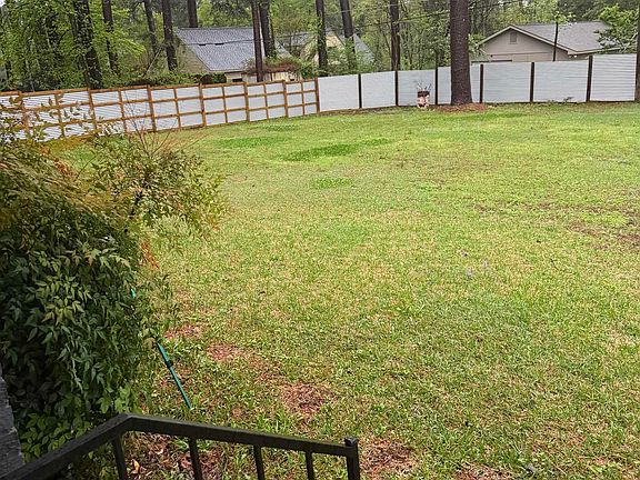 3rd image of 230 Berg Ave