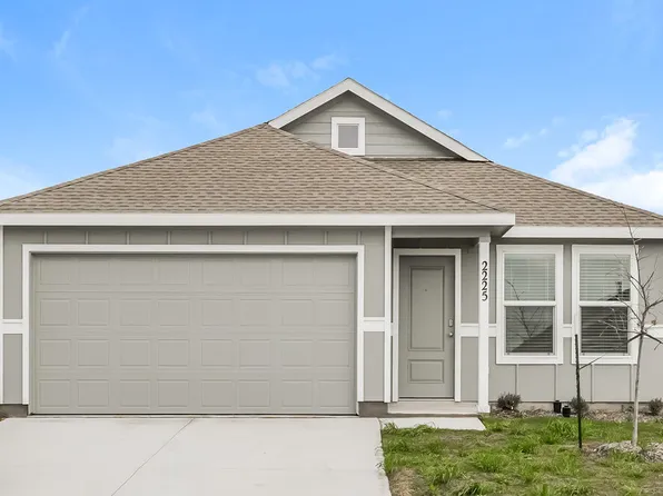 2225 Crested Saguaro St, Fort Worth, TX 76108