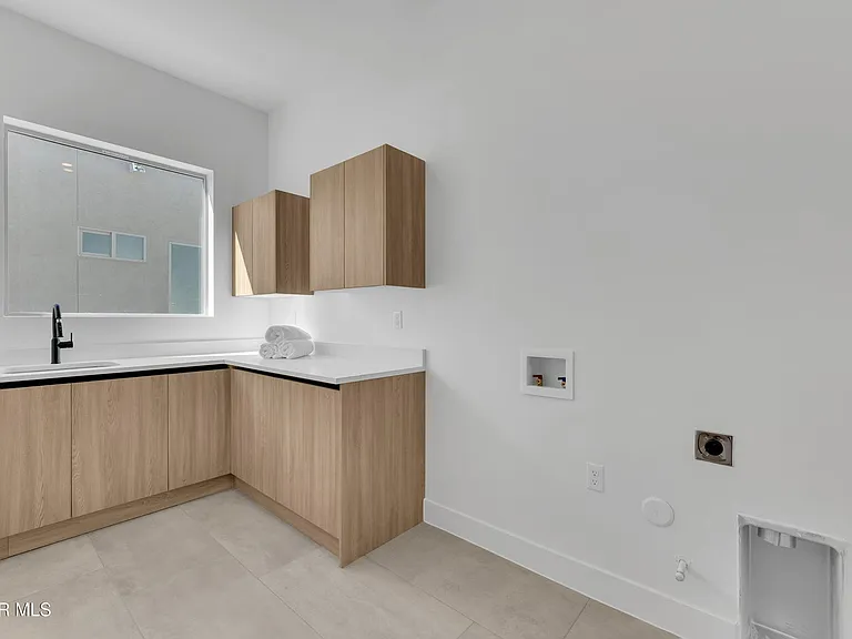 12741 Persistence Ave — Photo 31