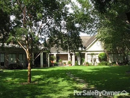 4th image of 106 Glenleven Dr