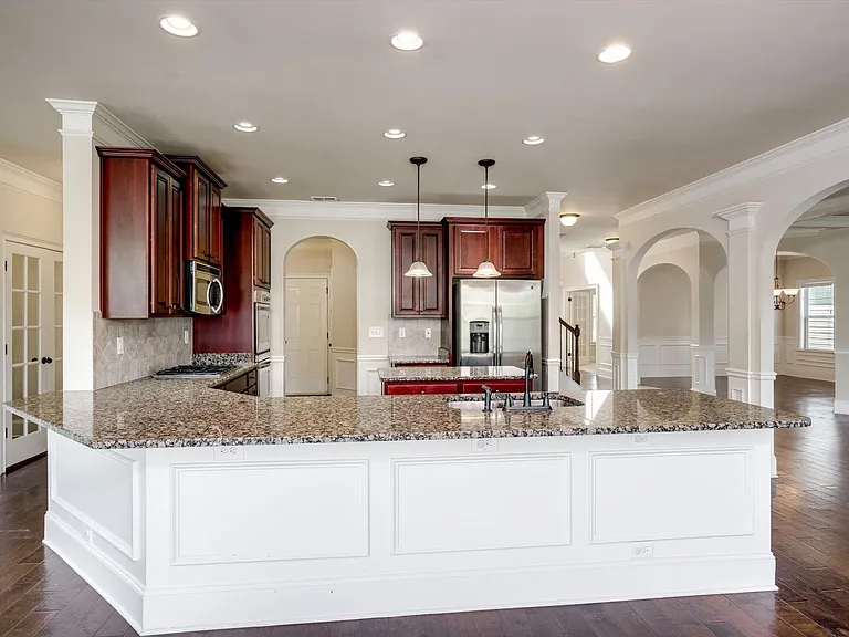 542 Oconee Cir — Photo 16