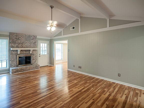 5th image of 9026 Watchwood Dr