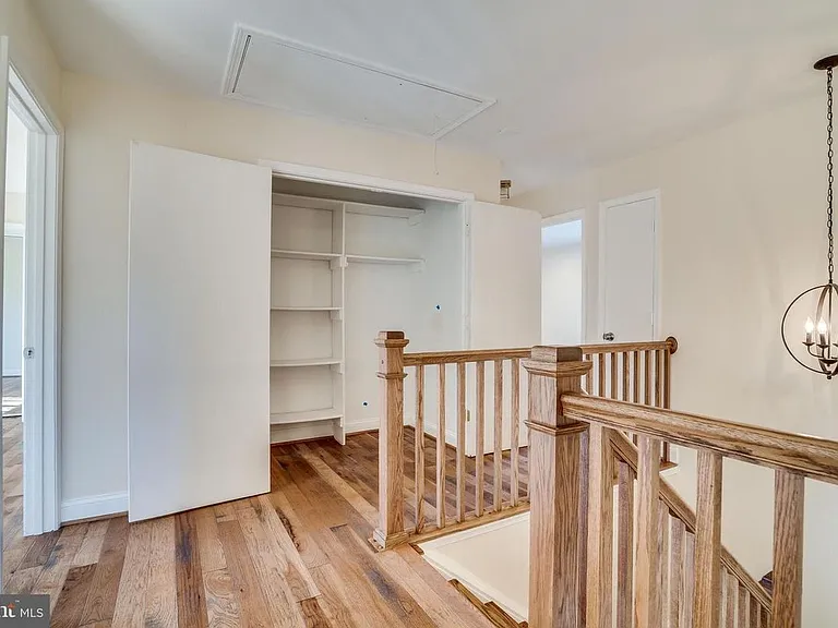 6505 Gretna Green Way — Photo 19