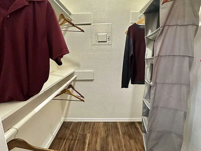 4227 Sun Gate St — Photo 16