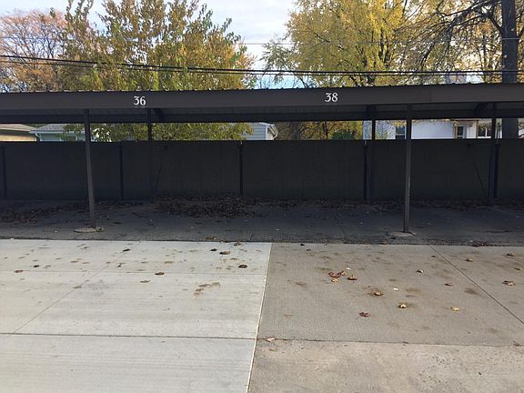 4th image of 22755 Grove St #14