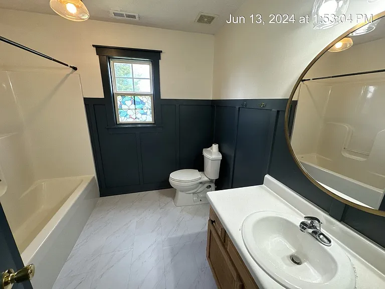 146 Cavalier Dr — Photo 17