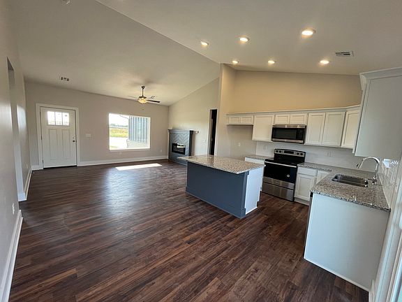 3rd image of 316 N Deer Run Ct