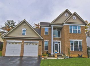 3298 Doral Ct, East Stroudsburg, PA 18302