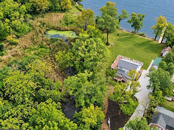 4th image of 336 Riverside Dr