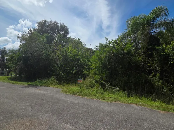 3819 NW 21st Avenue, Okeechobee, FL 34972