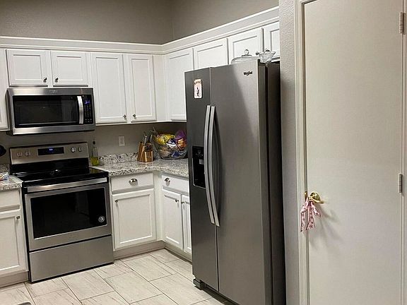 4th image of 1393 E Las Colinas Dr