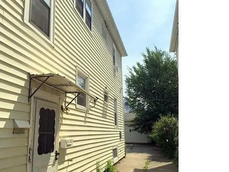 Virgil Ave — Photo 22