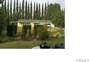 1st image of 425 W Le Roy Ave