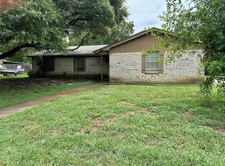149 Travis Ln, Hewitt, TX 76643