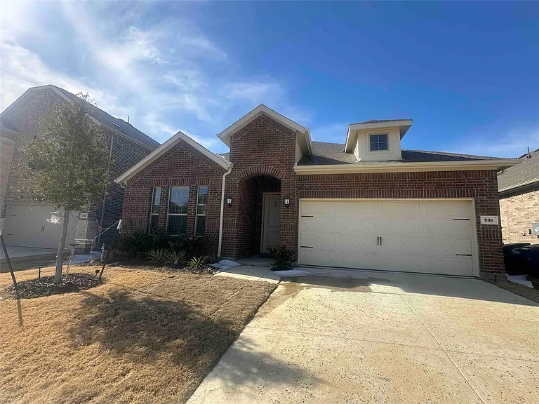 536 Breeds Hill Rd — Photo 1