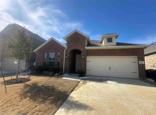 536 Breeds Hill Rd, Little Elm, TX 75068