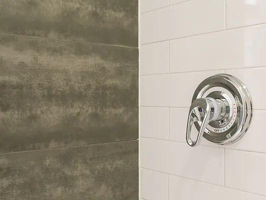 Rented by MNS | media 12