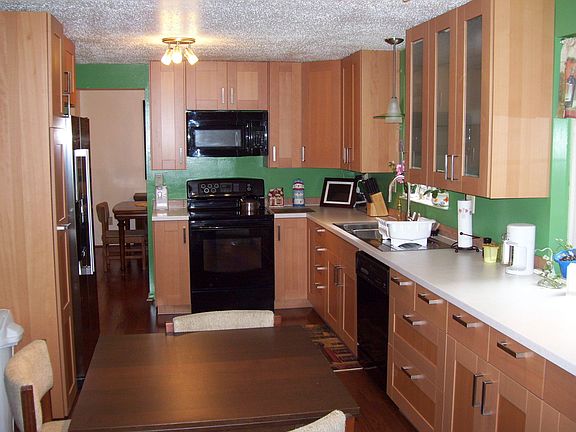 5th image of 8280 Erika Dr