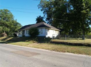 1725 14th Ave, Meridian, MS 39301