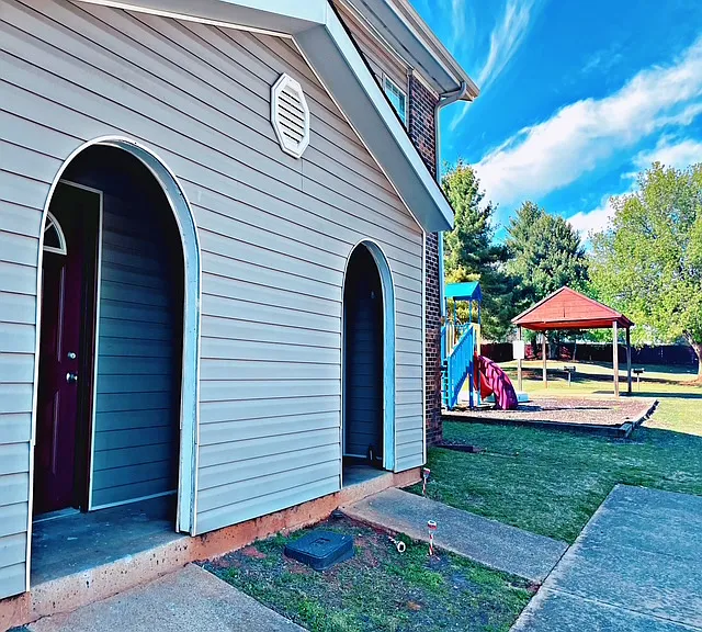 Spencer Trace Apartments — Photo 5