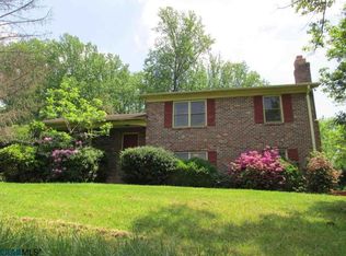 703 Rocky Hollow Rd, Charlottesville, VA 22911