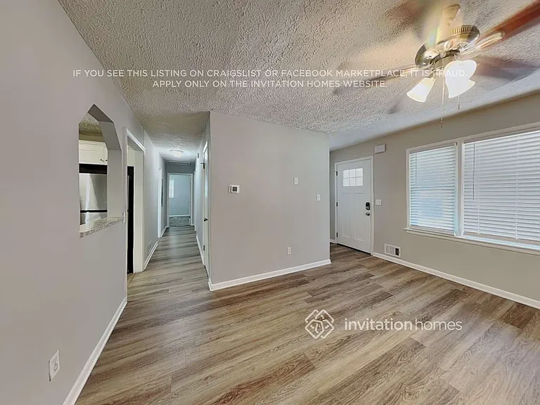 4172 Renfrew Ct SW — Photo 4