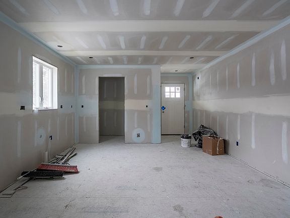 3rd image of 3 Hardwood Lane