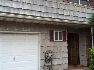 2290 New York Ave, Huntington Station, NY 11746